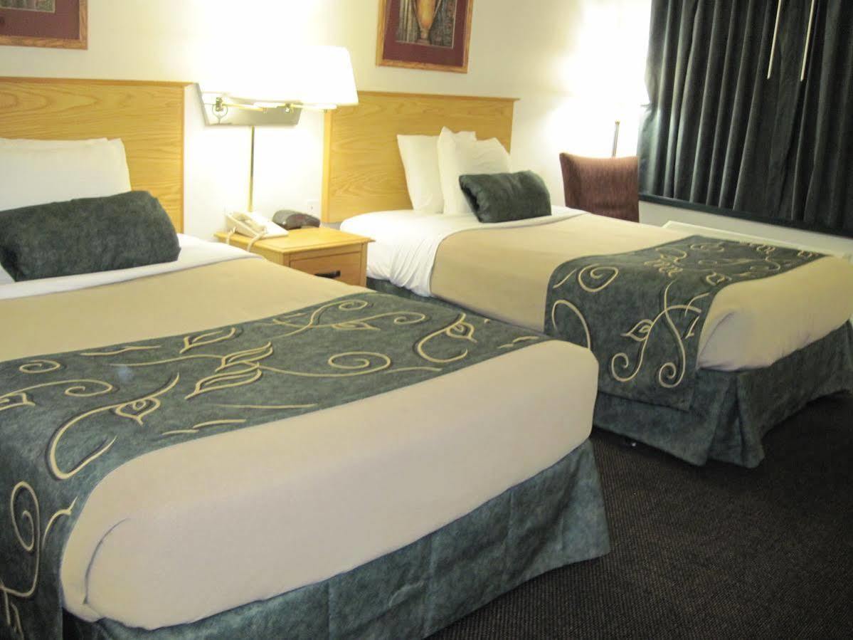 Travelodge By Wyndham 3*